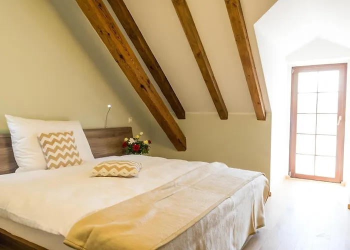 Olivuv Pivovar 3* Dolni Brezany